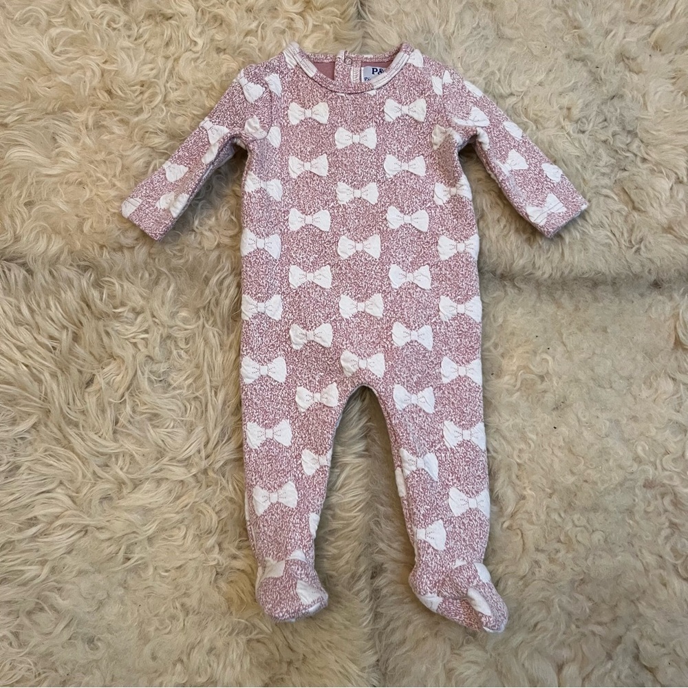 P & P Bow Footies